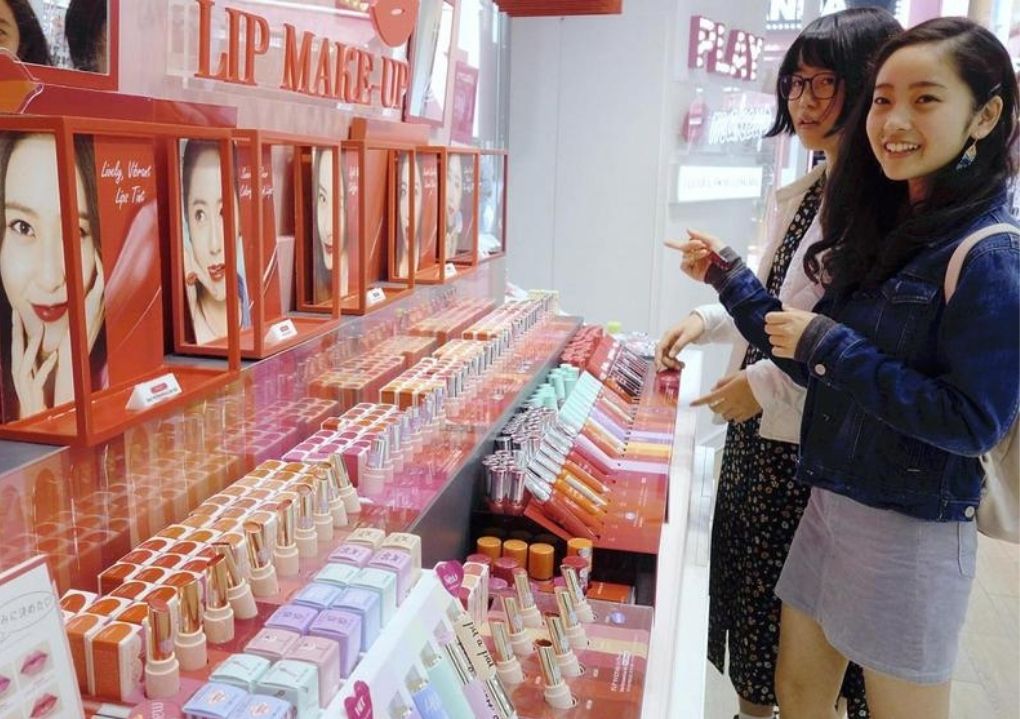 Beauty from within: Whitening, anti-ageing, hydration, hair care  supplements booming in China– Alibaba
